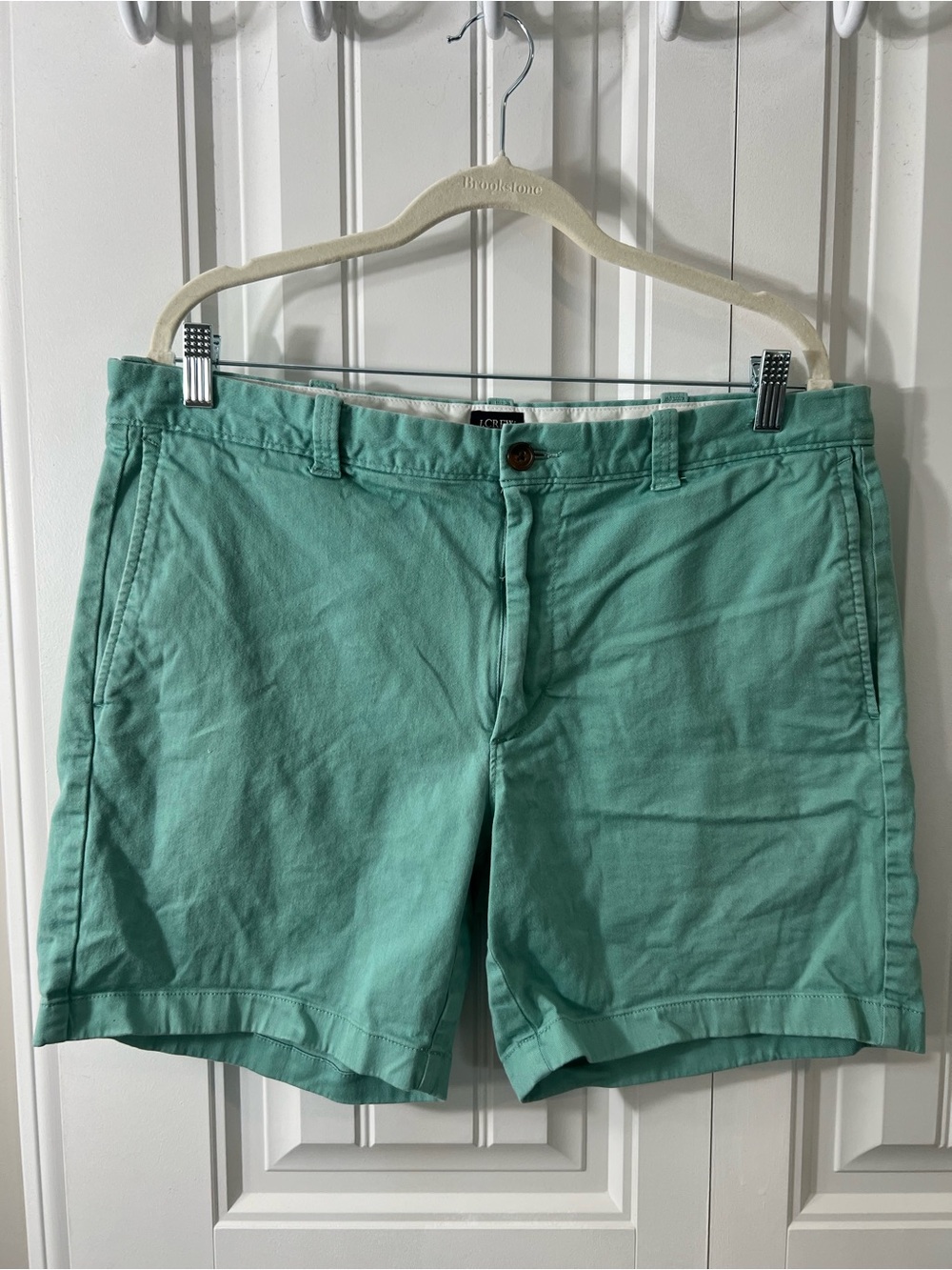 J. Crew Men's Flat Front Chino Shorts in Seafoam